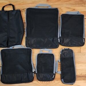 Black and Gray Travel Organizer Set